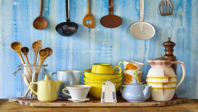 How Do I Find the Cheapest Kitchenware Suppliers in the UK?