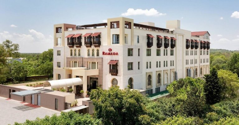 The Best Affordable and Luxurious Hotels in Pakistan ￼