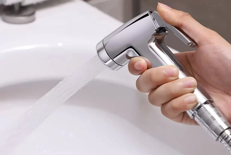 how to use handheld bidet attachment