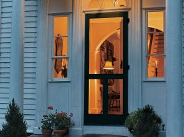 How to Make a Fit and Tidy Screen Door
