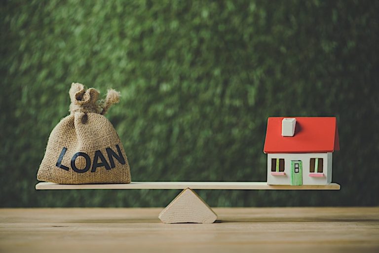 <strong>The Best Money Lender: How To Find A Good One</strong>