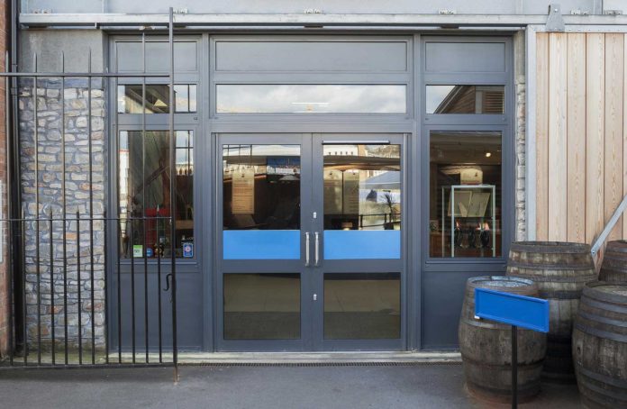 Your Place Will Look Gorgeous With Toughened Glass Shopfronts.