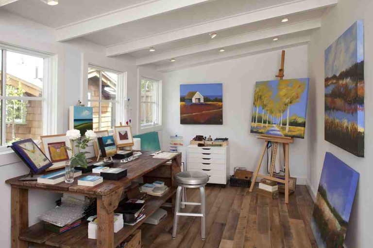 Designing a Home Art Studio: All You Need To Know