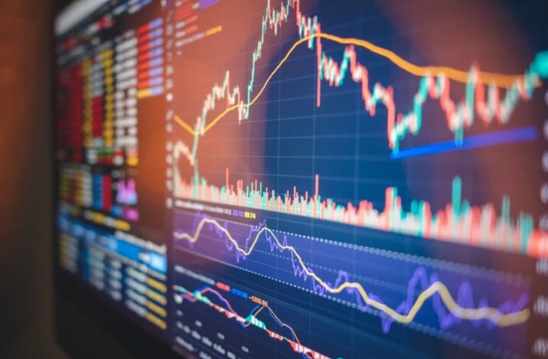 How Peer-to-Peer Platforms Are Supporting Retail FX Trading in Colombia