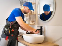 plumbers in Chicago