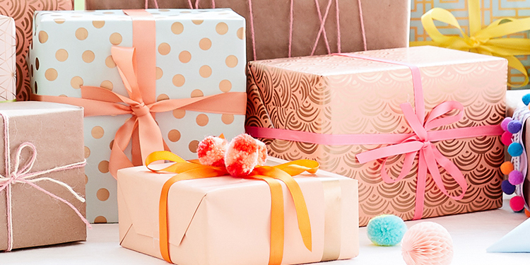 How to Pick Birthday Gifts People Love and Adore in 2025