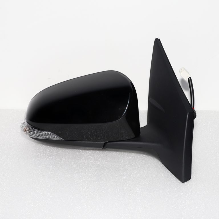 Why Replacing the Passenger Side View Mirror Is Essential for Your 2014–2019 Toyota Corolla