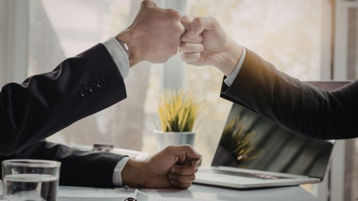 Why Your Business Needs a Zoho People Software Partner